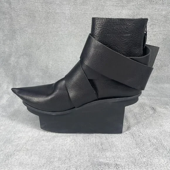 Trippen Leather Buckle Lune Boot Womens Sz 42 US10 Black AMPUTEE RIGHT BOOT ONLY - Picture 3 of 15
